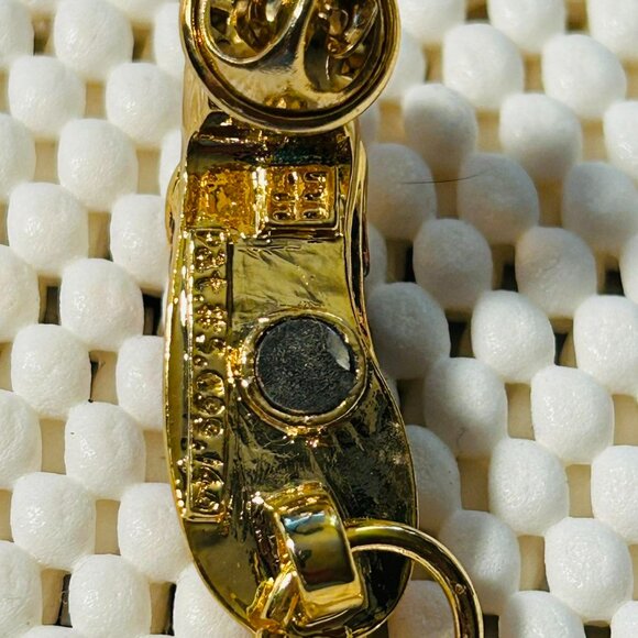 Vtg. Red Hat Society Shoe Pin With A Drop Down Loop For Eyeglasses ID’s NOS - Picture 6 of 6